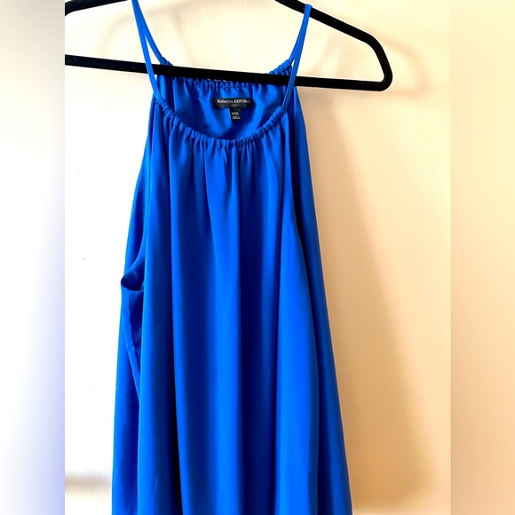 Tops - Banana Republic lined tank, NWOT